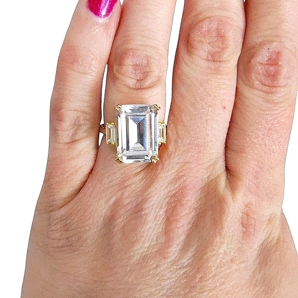 Stunning FZN 925 Gold-Plated Emerald Cut Statement Ring โ Size 6 - Picture 3 of 10